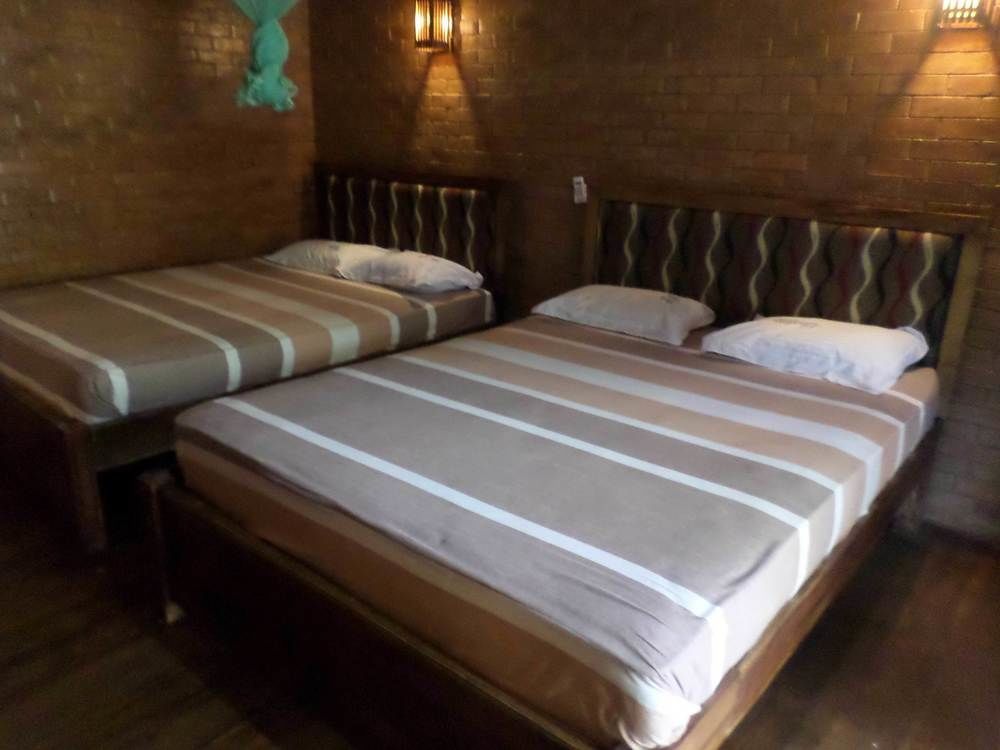 Lokuge Grand Resort Катарагама Экстерьер фото